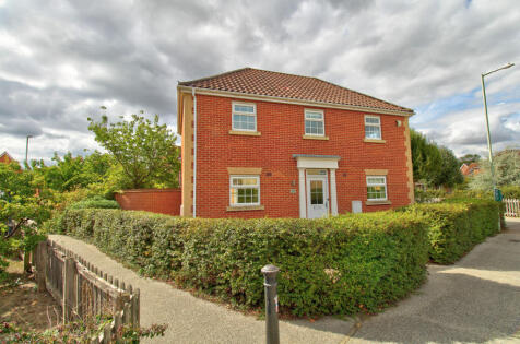 Mayhew Road, Woodbridge, IP12
