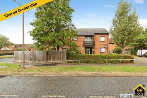 Britten Grove, Milton Keynes, MK7