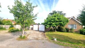 Copsemead, Meath Green Lane, Horley RH6 8HY