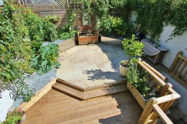 garden.jpg