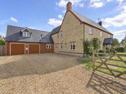 Old Farm Lane, Ashton, Northampton, Northamptonshire, NN7