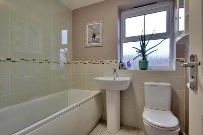 3 bed Detached for sale Image 11