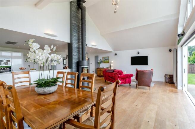 3 bed Detached for sale Image 6