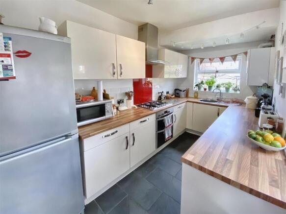 Kitchen.jpg