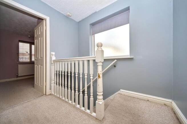 3 bed Semi-Detached for sale Image 12