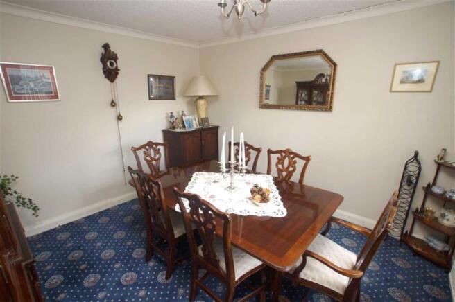Dining Room/Bedroom 