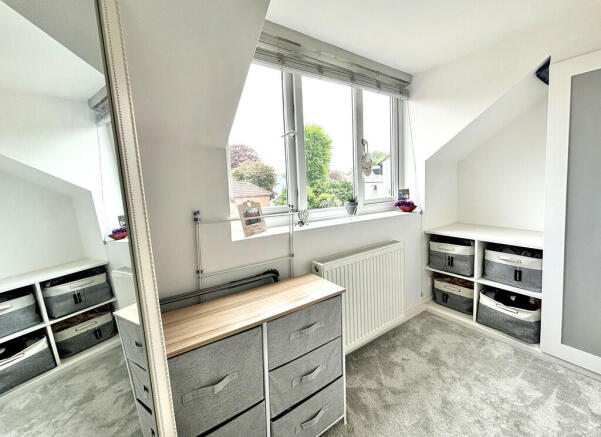 Bedroom 5/Dressin...