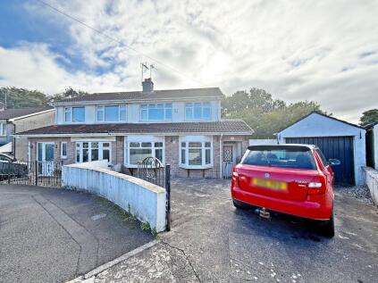 Brookdale Court, Church Village, Pontypridd, Rhondda Cynon Taff. CF38 1RP