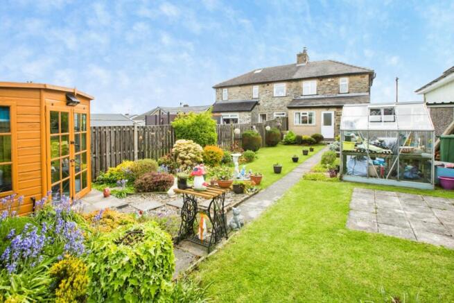 3 bed Semi-Detached for sale Image 4
