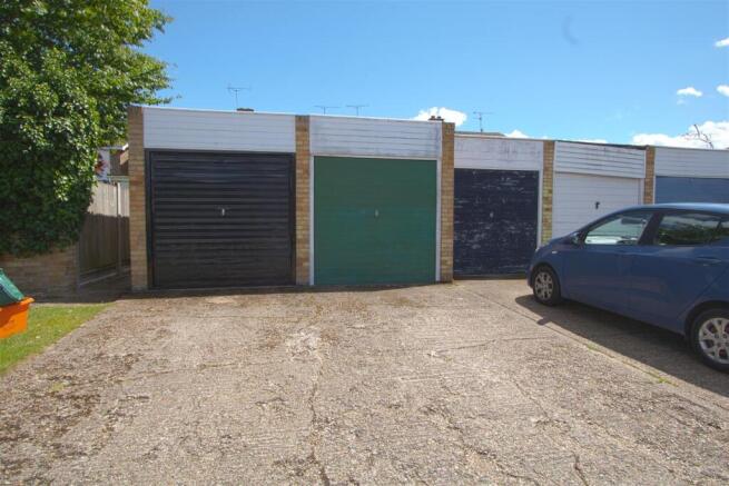 GARAGE.jpg