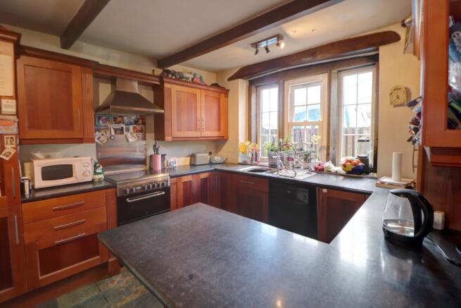 Kitchen Pic1