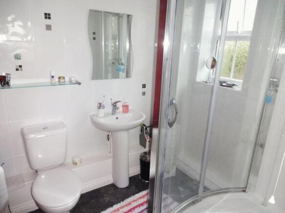 En Suite Showe...