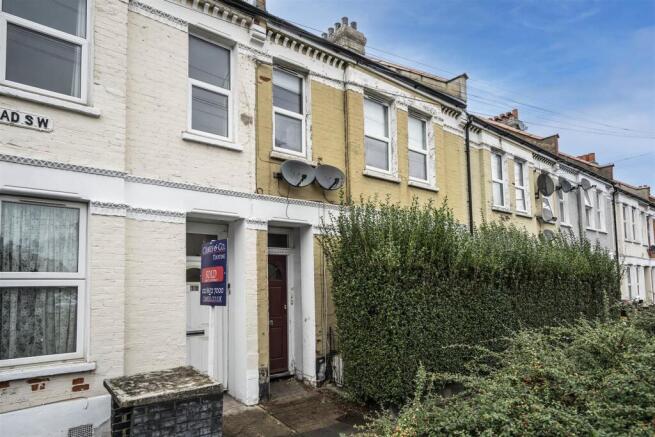 14 Gambole Road SW17.jpg