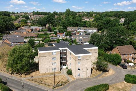 Tunworth Court, Tadley, Hampshire, RG26