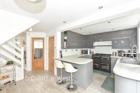 Mountbatten Close, Broadfield, Crawley, West Sussex