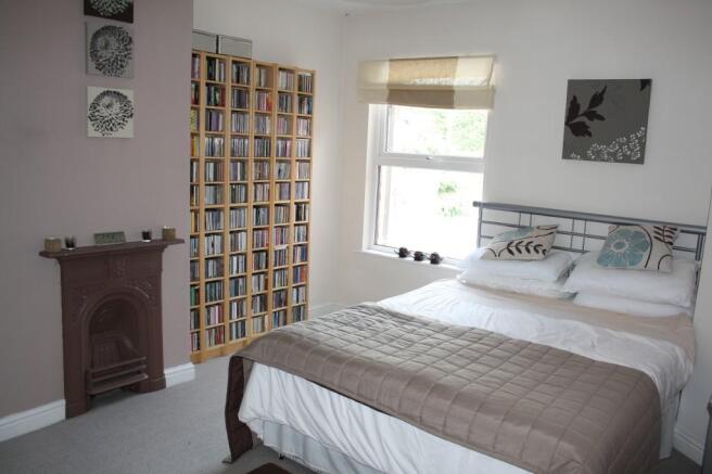 Photo 10