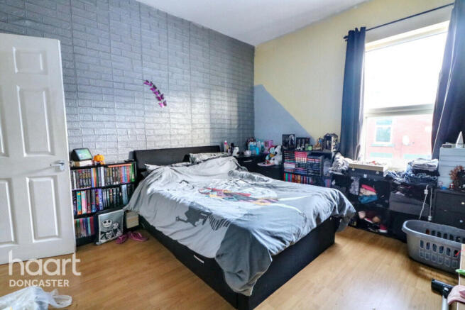 2 bed Terraced for sale Image 6