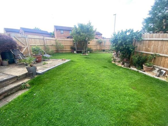 REAR AND SIDE GARDENS