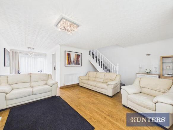 3 bed Semi-Detached for sale Image 6
