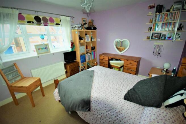 23 Sheppard Street Bed2.JPG