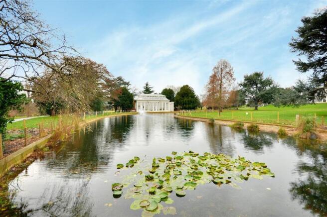 Gunnersbury Park