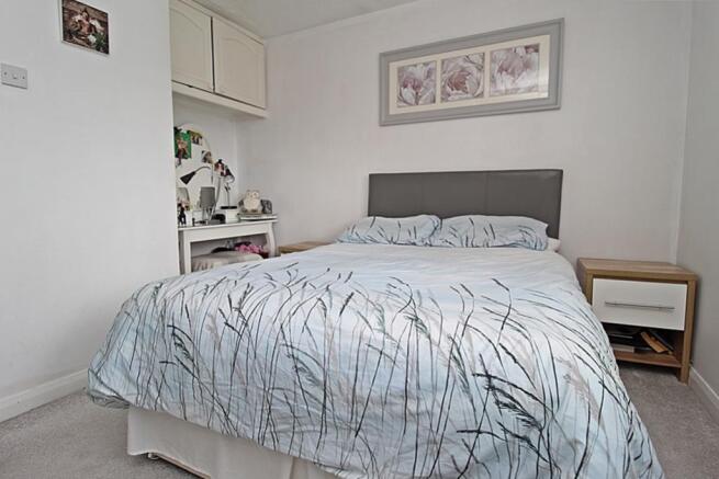 Bedroom One (3).JPG