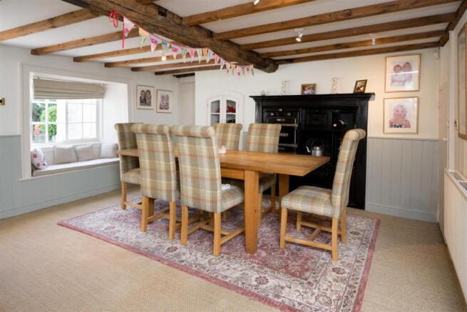 5 bed Country House for sale Image 9