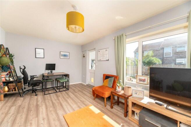 2 bed Town House for sale Image 5