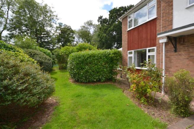 frontgarden.JPG