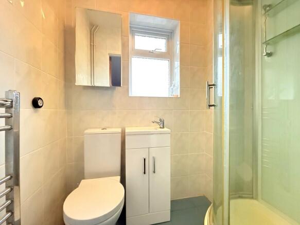 DOWNSTAIRS BATHROOM