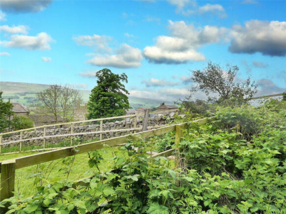 2 bed Terraced for sale Image 10