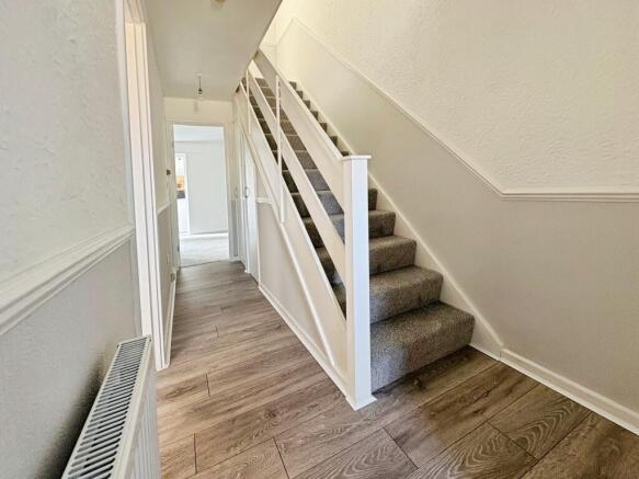 3 bed Terraced for sale Image 12