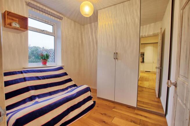 Bedroom 3.jpg