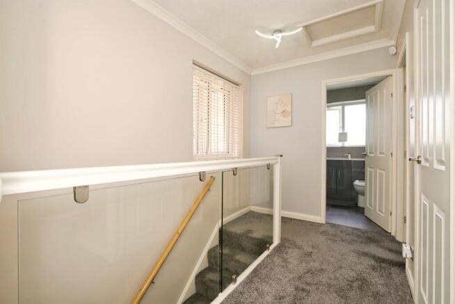 3 bed Detached for sale Image 12