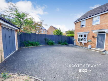 Leaf Avenue, Hampton Hargate, Peterborough, PE7 8EF