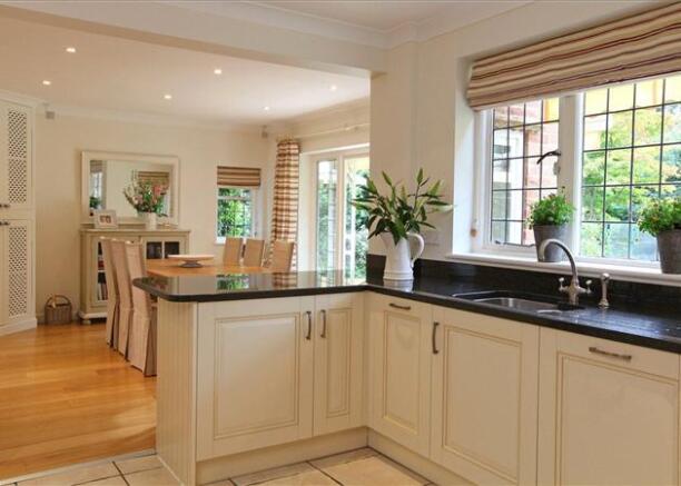 Large Kitchen