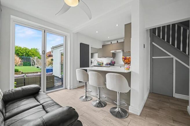 Kitchen / Dining Room