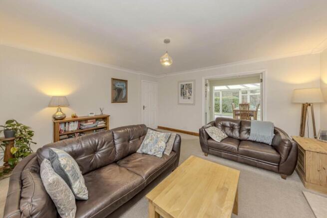 Renfrew Close, Newcastle, ST5 photo 4