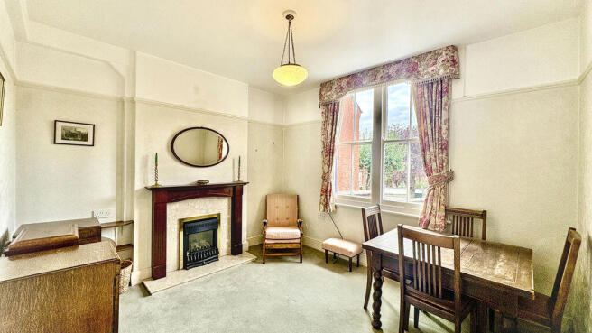 Queens Crescent, West End, Lincoln photo 2