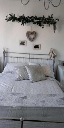 BED 1 (2).jpg