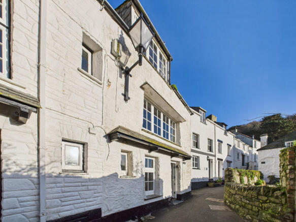 CAM05627G0-PR0031-STILL005