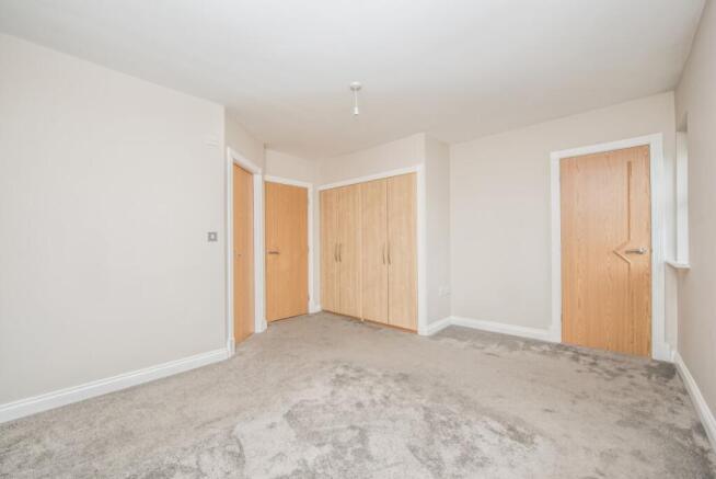 4 bed Terraced for sale Image 9