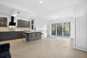 Flat A, 31, Priory Road, Hornsey, London N8 8LH