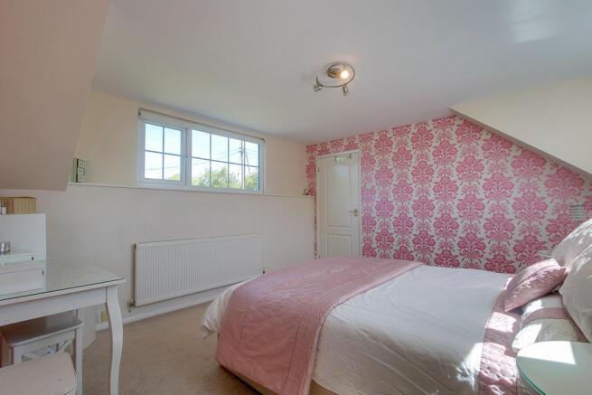 Master Bedroom - ...