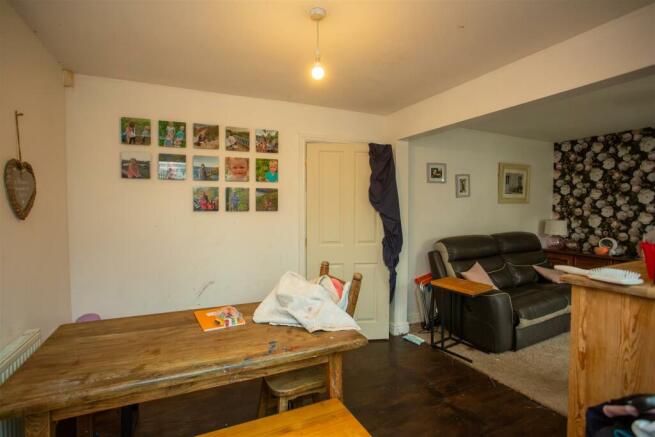 16 - 5 Meadow View, NG9 8BU.jpg