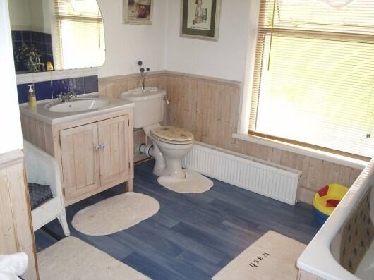 Bathroom (2)
