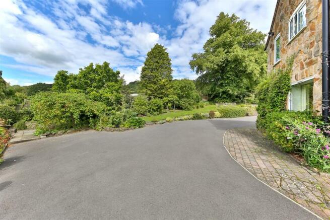 Driveway.jpg
