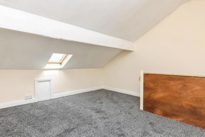 3 bed Terraced for sale Image 5