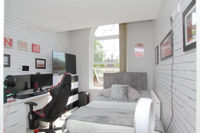 6 eastgate house ph5