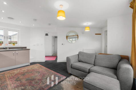 Shared Ownership - Peregrine Way , St. Albans, AL4 0BB